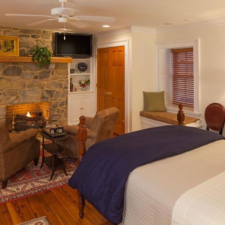 Hillbrook Inn & Spa (Adults Only) Charles Town Exterior foto